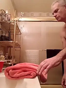 Snapshot of Hand69someguy chatting on 15, 12, 2024 Hand69someguy online show from 15, 12, 2024