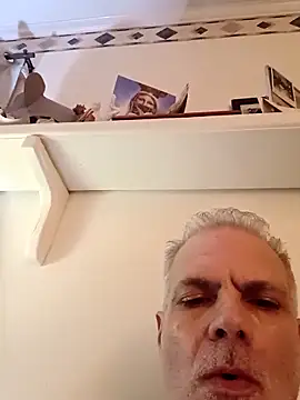 Snapshot of Hand69someguy chatting on 22, 3, 2025 Hand69someguy online show from 22, 3, 2025