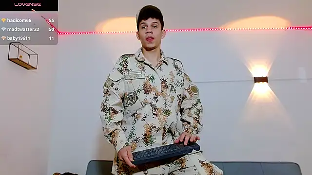 Snapshot of jeff_ross chatting on 25, 11, 2025 jeff ross online show from 25, 11, 2025