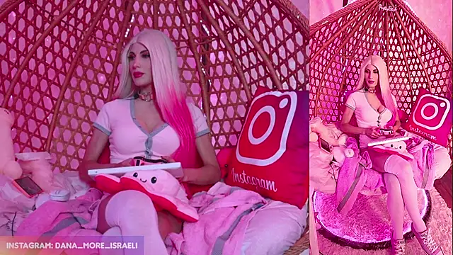 Snapshot of dana_more chatting on 24, 10, 2025 dana more online show from 24, 10, 2025