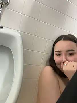 Asian Asami online show from 30, 4, 2026
