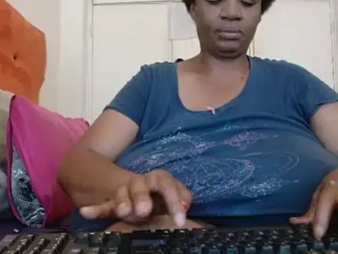 tinagiant online show from 12, 2, 2025