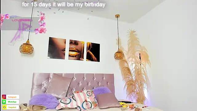 Snapshot of alanavega11 chatting on 14, 11, 2025 alanavega11 online show from 14, 11, 2025