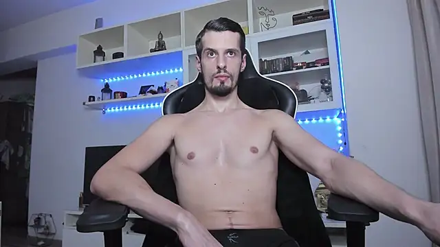 ToddClaytonn online show from 28, 10, 2025