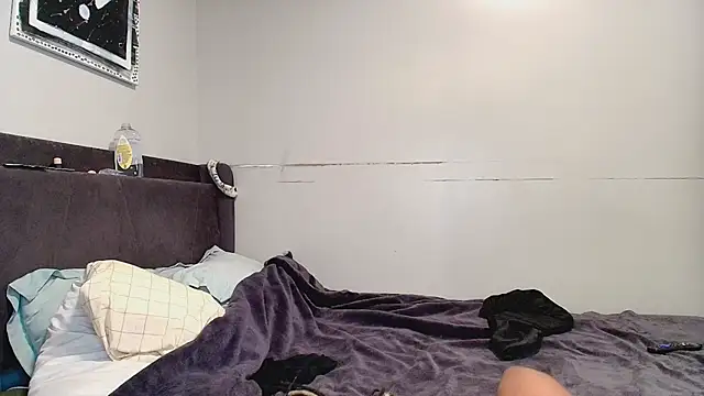 Snapshot of Naomiruty chatting on 10, 9, 2025 Naomiruty online show from 10, 9, 2025