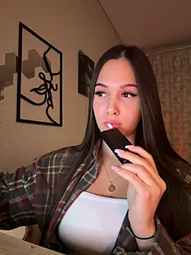 EricaWalls online show from 5, 12, 2024