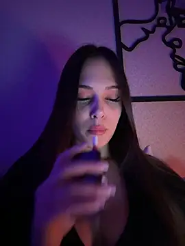 EricaWalls online show from 11, 12, 2024