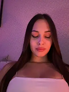 EricaWalls online show from 3, 2, 2025