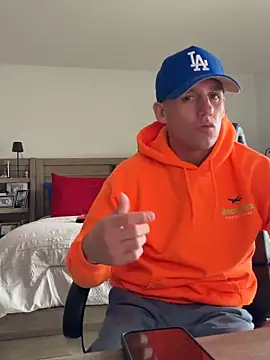 PeytonJohnn online show from 3, 11, 2025