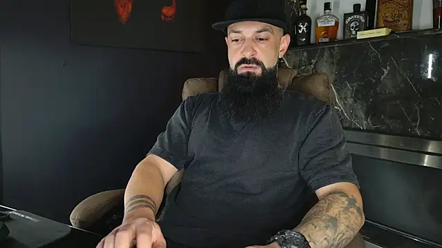 axxelrich  online show from 10, 11, 2025