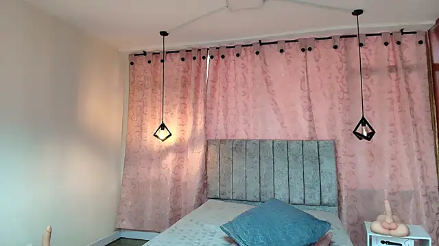 VioletaScott  online show from 11, 1, 2025