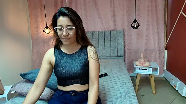 VioletaScott  online show from 11, 1, 2025