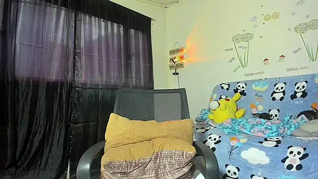 litle mily  online show from 25, 1, 2025