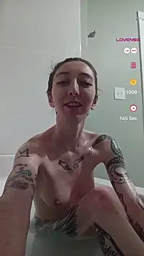 Snapshot of lovelylucyy chatting on 15, 12, 2024 lovelylucyy online show from 15, 12, 2024