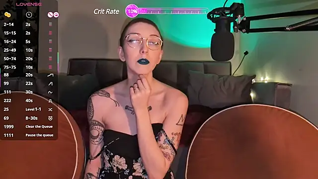 Snapshot of lovelylucyy chatting on 7, 2, 2025 lovelylucyy online show from 7, 2, 2025