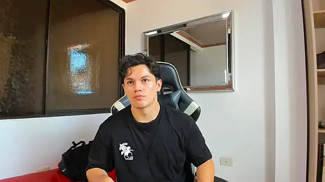 julian wallace online show from 7, 3, 2026