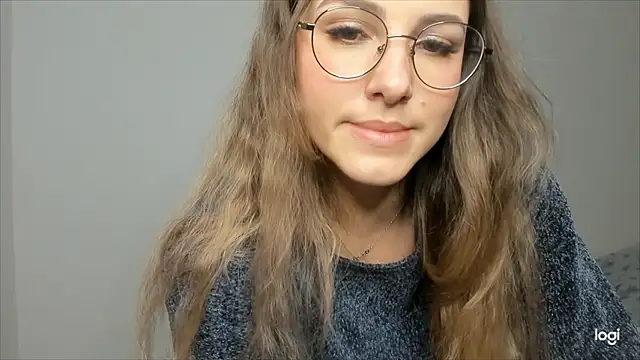 sophia euphoriaa online show from 4, 12, 2024