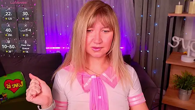 MilaBott online show from 17, 3, 2025