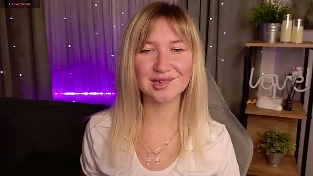 MilaBott online show from 26, 9, 2025