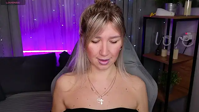 MilaBott online show from 21, 11, 2025