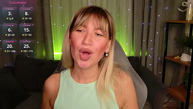 MilaBott online show from 12, 3, 2026