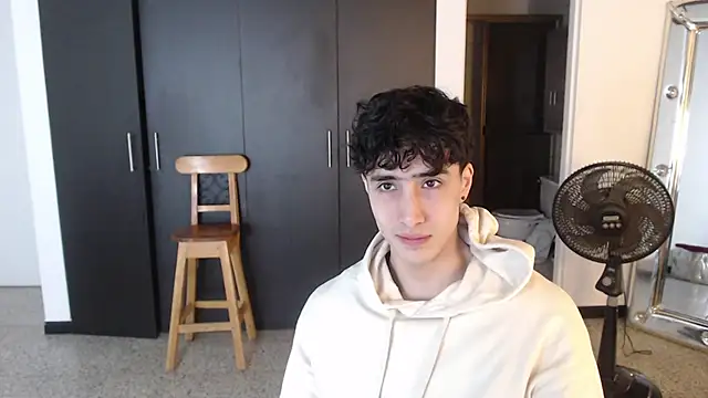 gojo satoru 18 online show from 1, 3, 2025