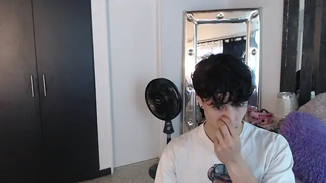 gojo satoru 18 online show from 11, 3, 2025