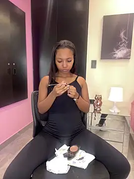 Snapshot of GabrielaLugo chatting on 19, 5, 2026 GabrielaLugo online show from 19, 5, 2026
