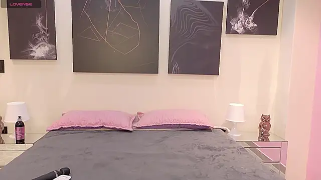GabrielaLugo online show from 6, 7, 2026