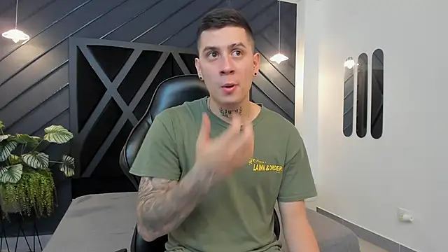 Snapshot of Yeiko_Romero_ chatting on 26, 12, 2024 Yeiko Romero  online show from 26, 12, 2024