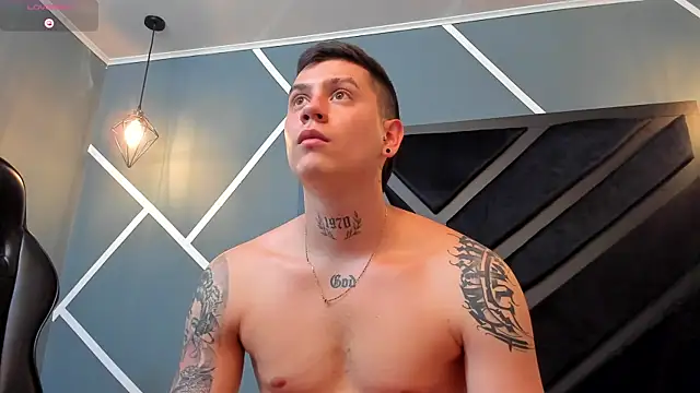 Snapshot of Yeiko_Romero_ chatting on 14, 1, 2025 Yeiko Romero  online show from 14, 1, 2025