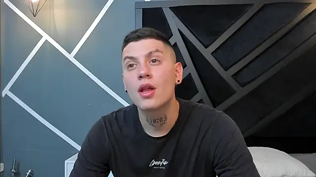 Snapshot of Yeiko_Romero_ chatting on 16, 1, 2025 Yeiko Romero  online show from 16, 1, 2025