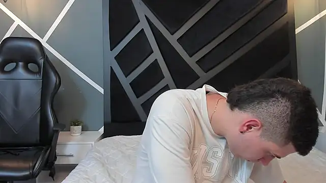 Snapshot of Yeiko_Romero_ chatting on 21, 1, 2025 Yeiko Romero  online show from 21, 1, 2025