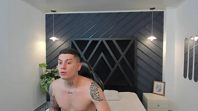 Snapshot of Yeiko_Romero_ chatting on 27, 1, 2025 Yeiko Romero  online show from 27, 1, 2025