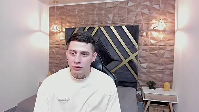 Snapshot of Yeiko_Romero_ chatting on 6, 2, 2025 Yeiko Romero  online show from 6, 2, 2025