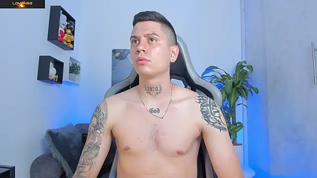 Snapshot of Yeiko_Romero_ chatting on 20, 9, 2025 Yeiko Romero  online show from 20, 9, 2025