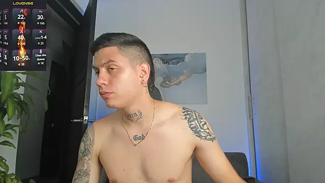 Snapshot of Yeiko_Romero_ chatting on 30, 9, 2025 Yeiko Romero  online show from 30, 9, 2025