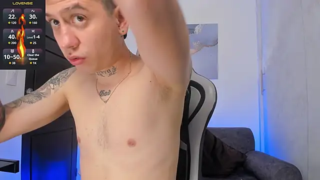 Snapshot of Yeiko_Romero_ chatting on 14, 10, 2025 Yeiko Romero  online show from 14, 10, 2025