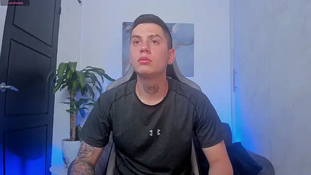 Yeiko Romero  online show from 21, 11, 2025