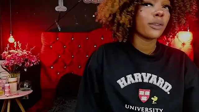 TIFFANYYSTAR online show from 28, 1, 2025