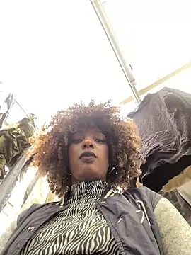 TIFFANYYSTAR online show from 28, 2, 2025