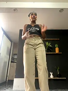 TIFFANYYSTAR online show from 30, 9, 2025