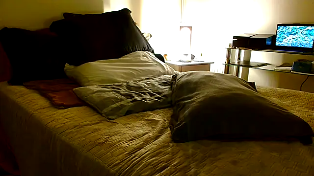 Snapshot of ImYourXtoy chatting on 14, 1, 2026 ImYourXtoy online show from 14, 1, 2026