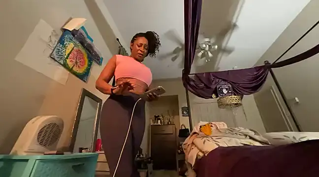 Snapshot of wynterheat chatting on 13, 3, 2025 wynterheat online show from 13, 3, 2025