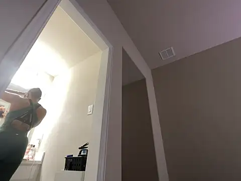 Snapshot of wynterheat chatting on 9, 10, 2025 wynterheat online show from 9, 10, 2025