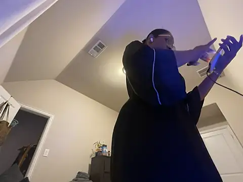 Snapshot of wynterheat chatting on 3, 11, 2025 wynterheat online show from 3, 11, 2025