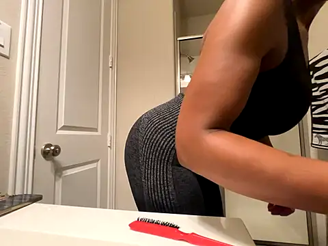 Snapshot of wynterheat chatting on 30, 11, 2025 wynterheat online show from 30, 11, 2025