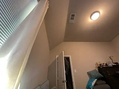 Snapshot of wynterheat chatting on 19, 12, 2025 wynterheat online show from 19, 12, 2025