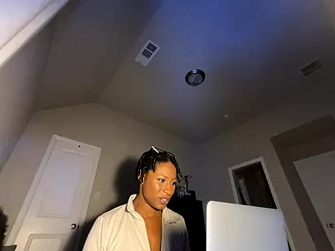 Snapshot of wynterheat chatting on 21, 12, 2025 wynterheat online show from 21, 12, 2025