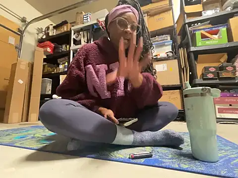 Snapshot of wynterheat chatting on 3, 2, 2026 wynterheat online show from 3, 2, 2026